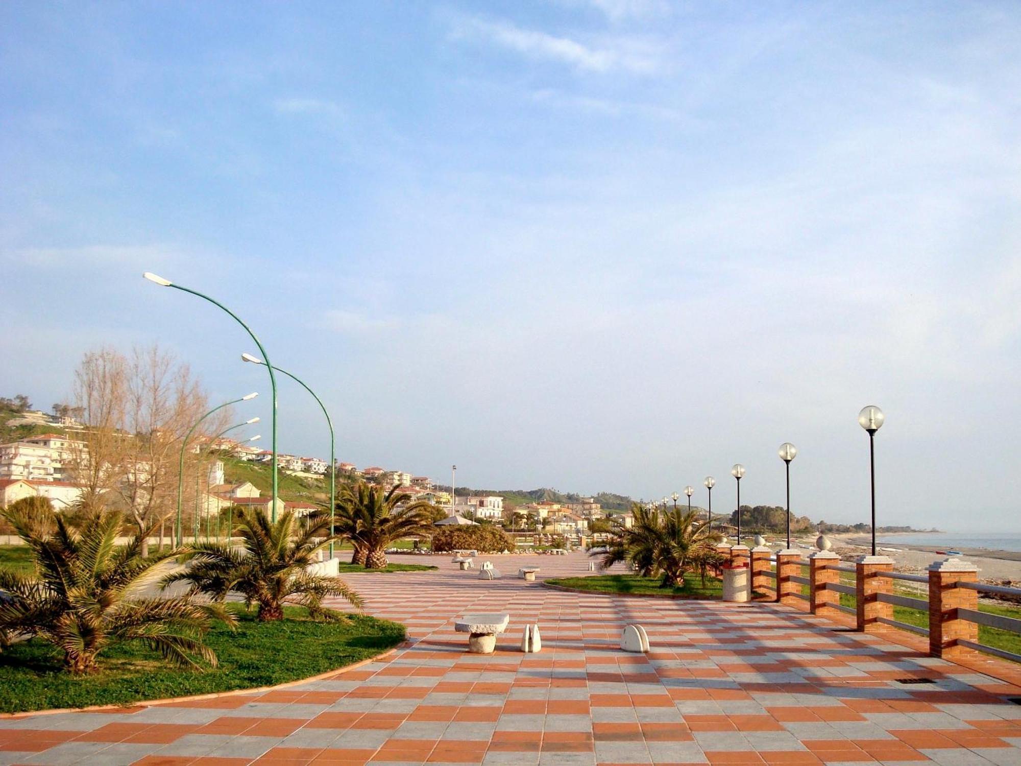 Alba Serena Santa Caterina Dello Ionio Marina ภายนอก รูปภาพ